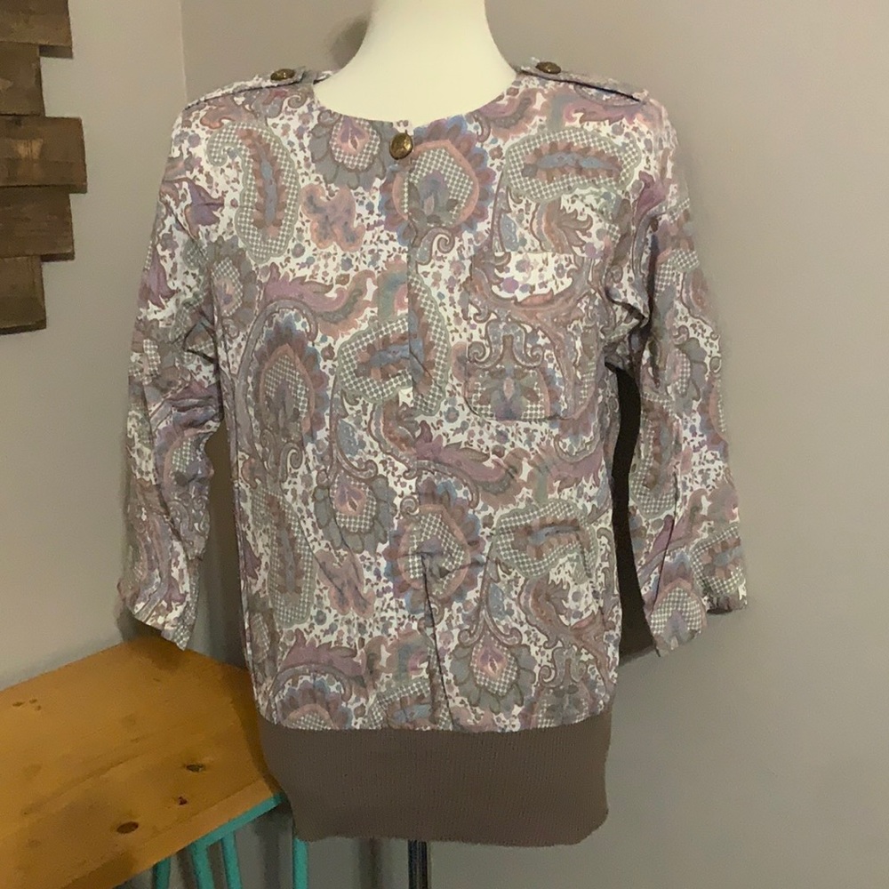 Comfortable and cute blouse paisley‎ 90’s style